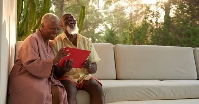 african-american-couple-laughing-at-personal-wealth